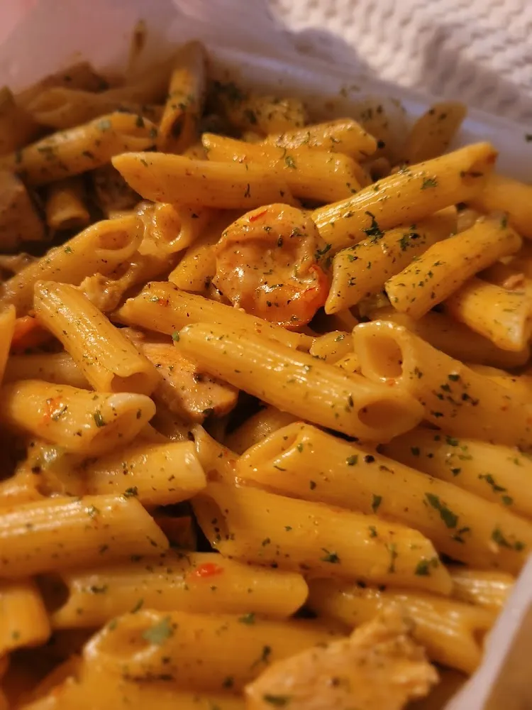 Rasta Pasta with Jerk Chicken